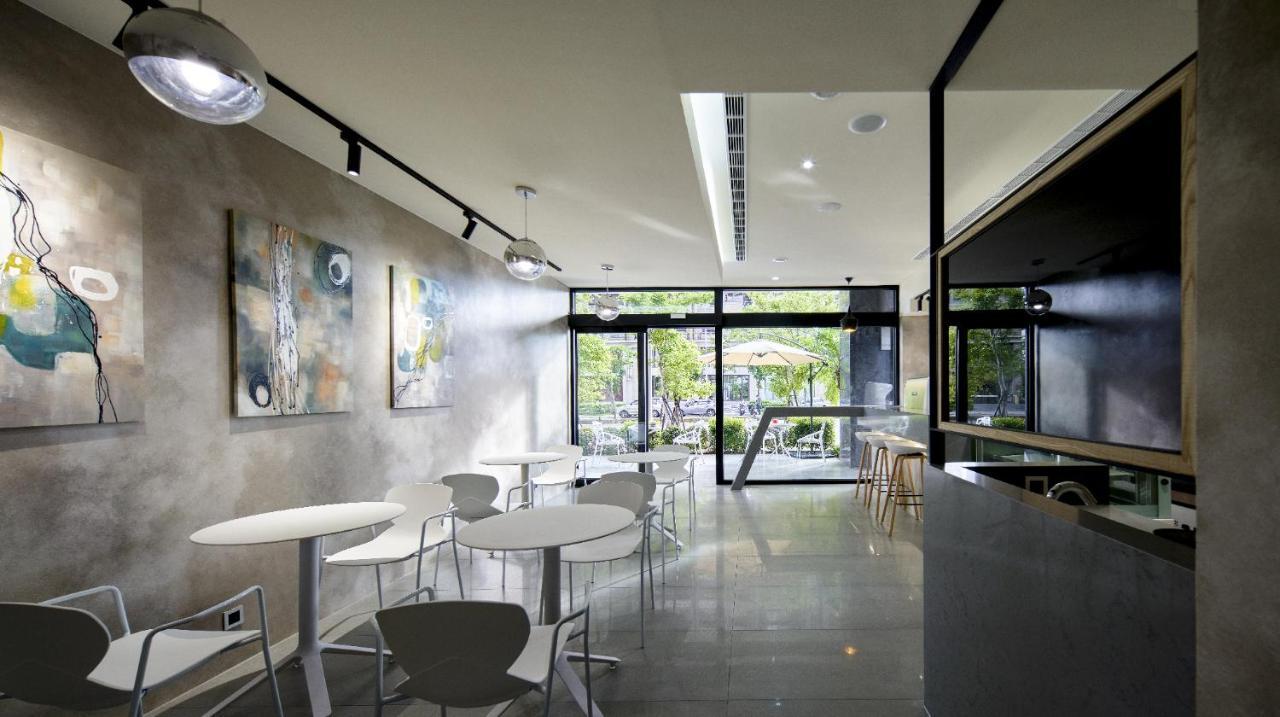Cp Hotel Taoyuan Extérieur photo